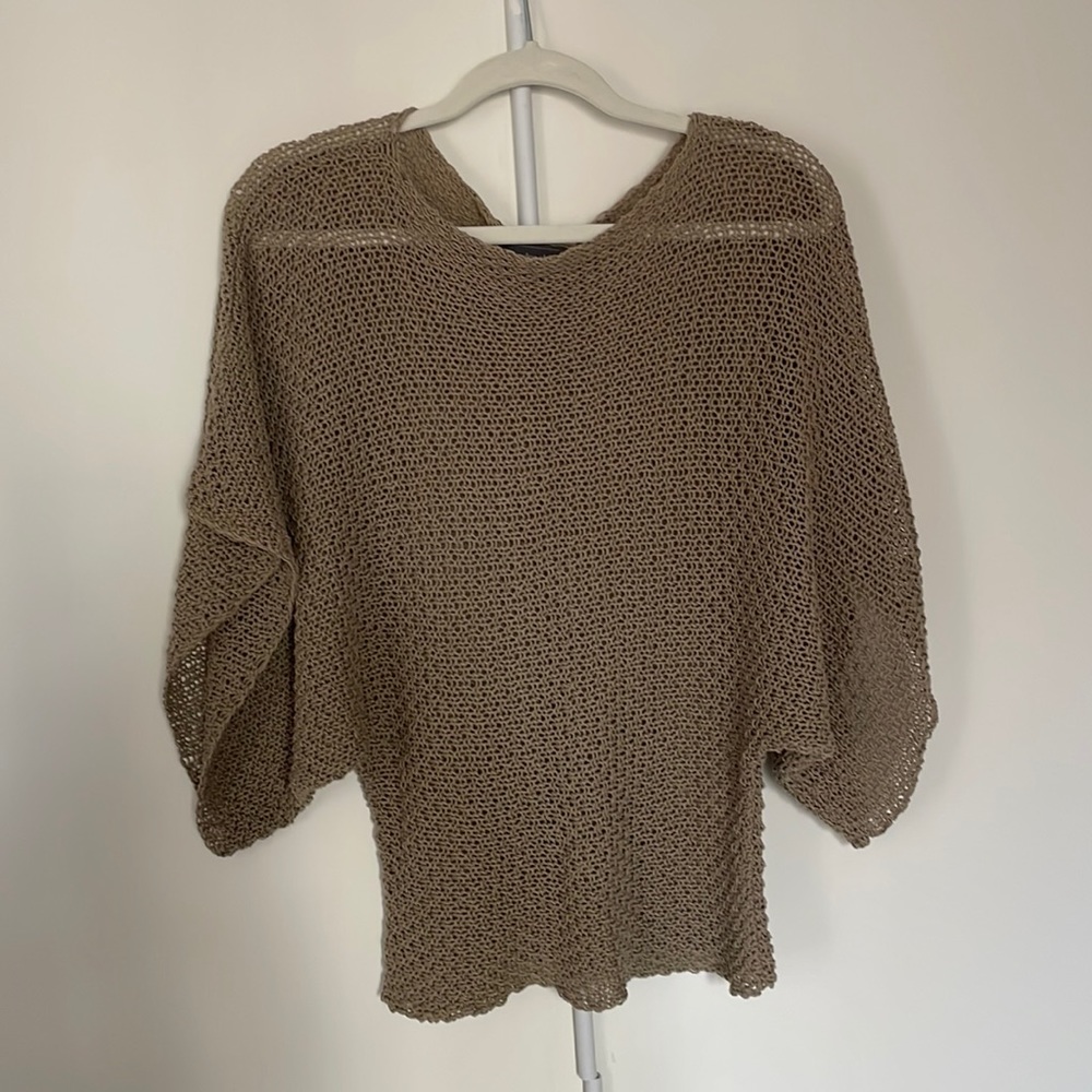 Brown slouchy short sleeve sweater